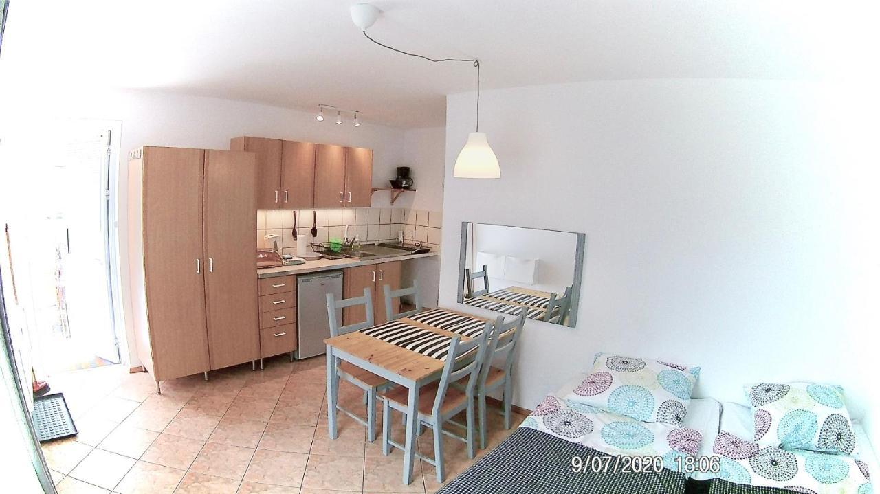 Czarny Bursztyn Apartman Dziwnówek Kültér fotó