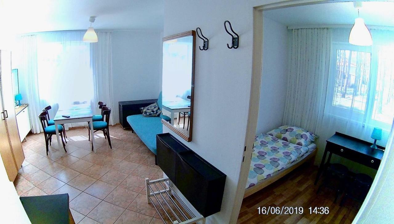 Czarny Bursztyn Apartman Dziwnówek Kültér fotó